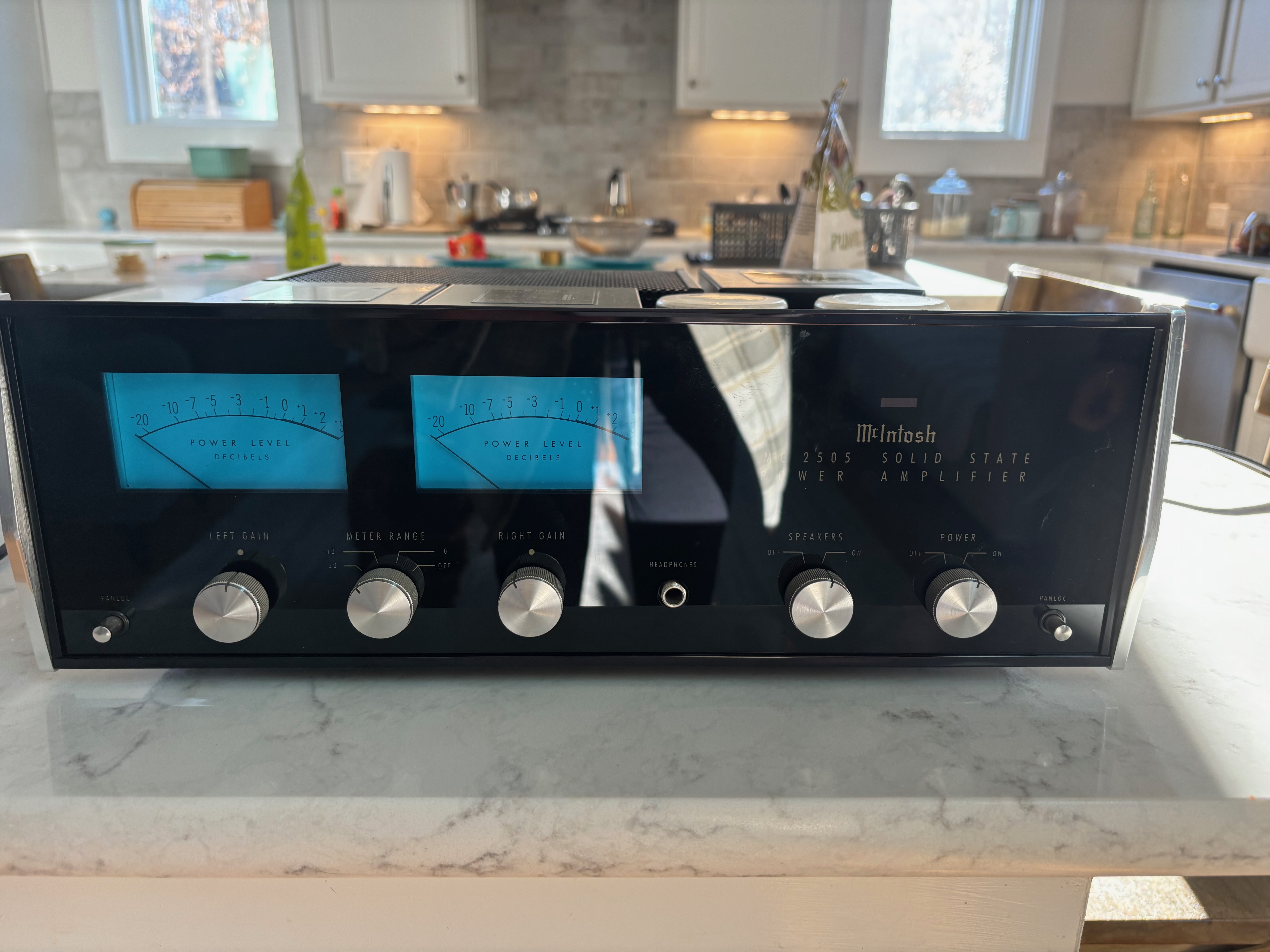 Used Mcintosh MC2505 Stereo power amplifiers for Sale | HifiShark.com