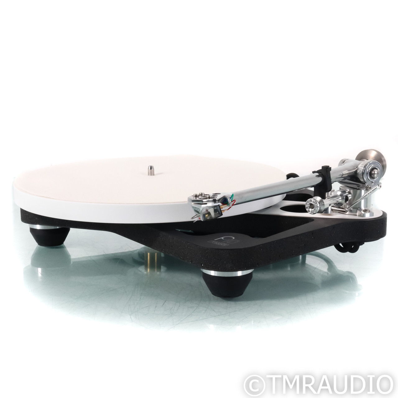 Rega Planar 10 Turntable; With Rega Apheta 3 MC Cart (6... 3