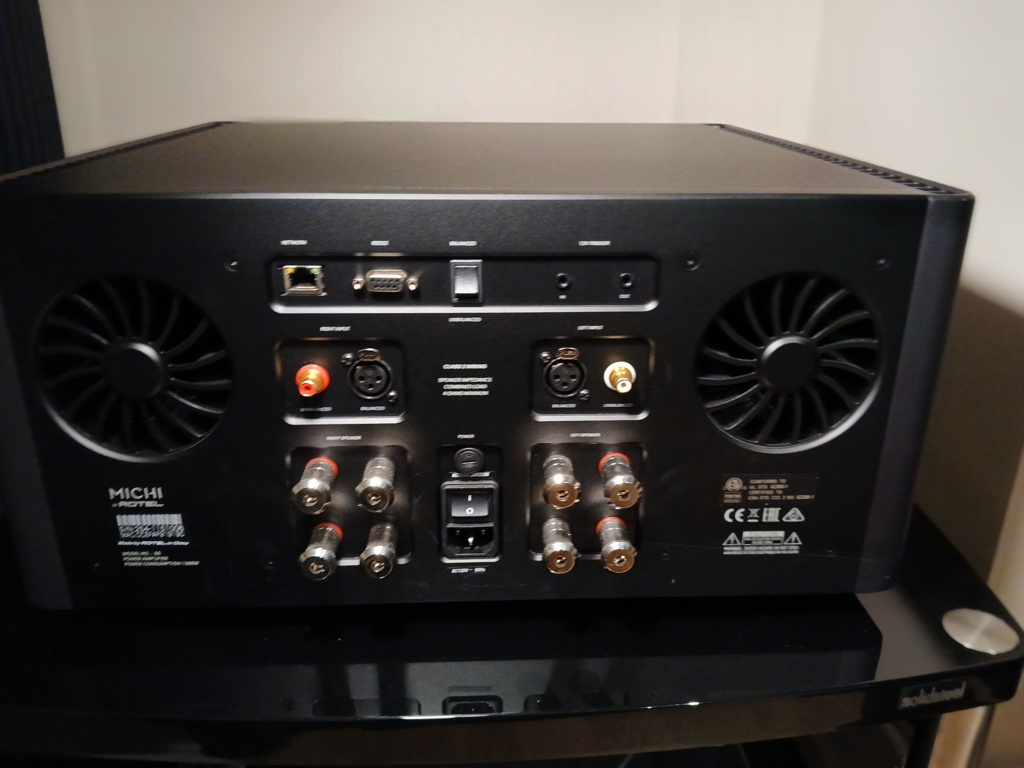 Rotel Michi S5 Power Amp 4