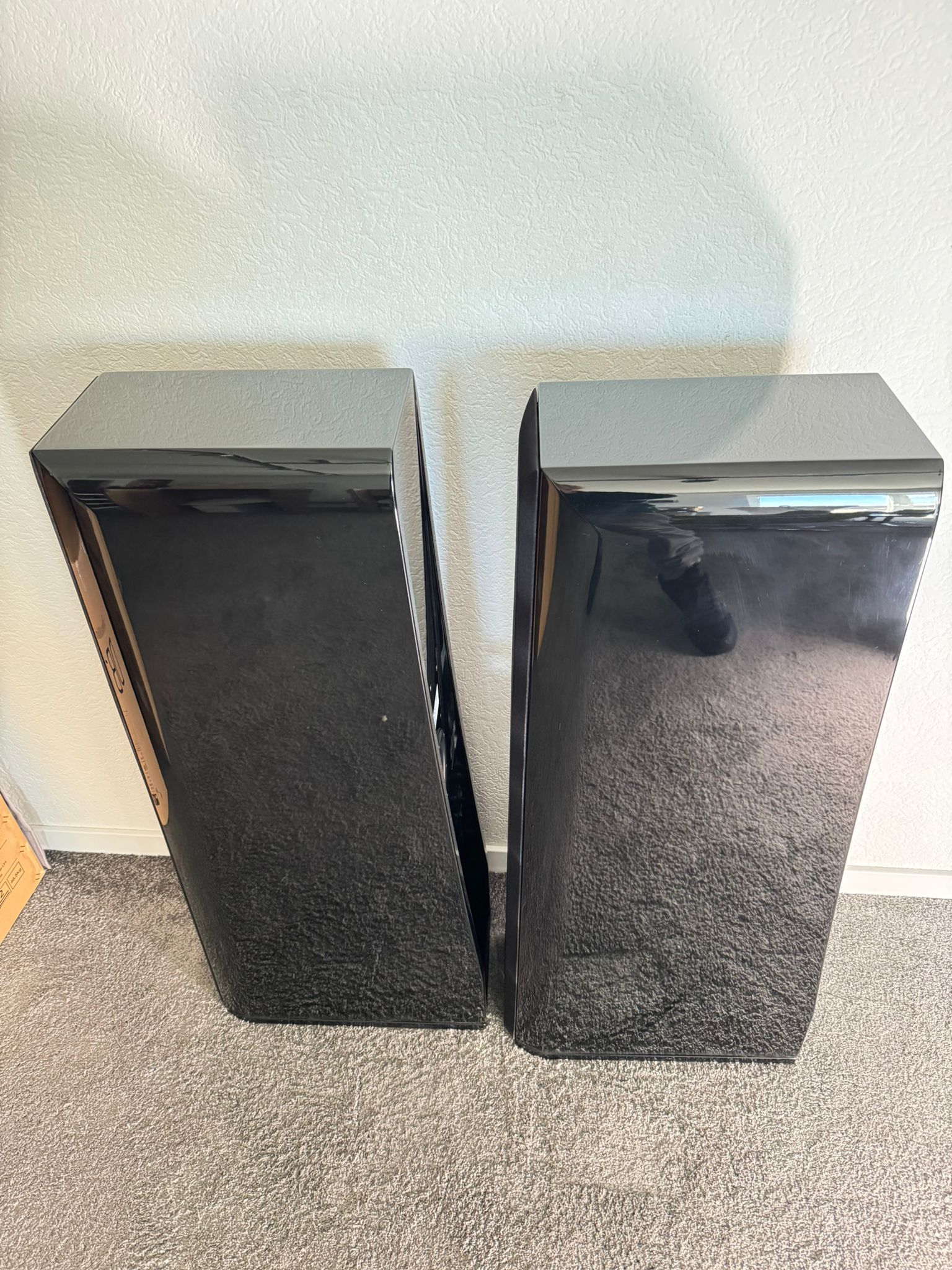 Quadral Aurum Orkan active speakers in black 7