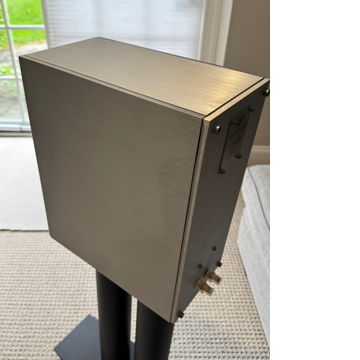 YG Acoustics Kipod II Main Module