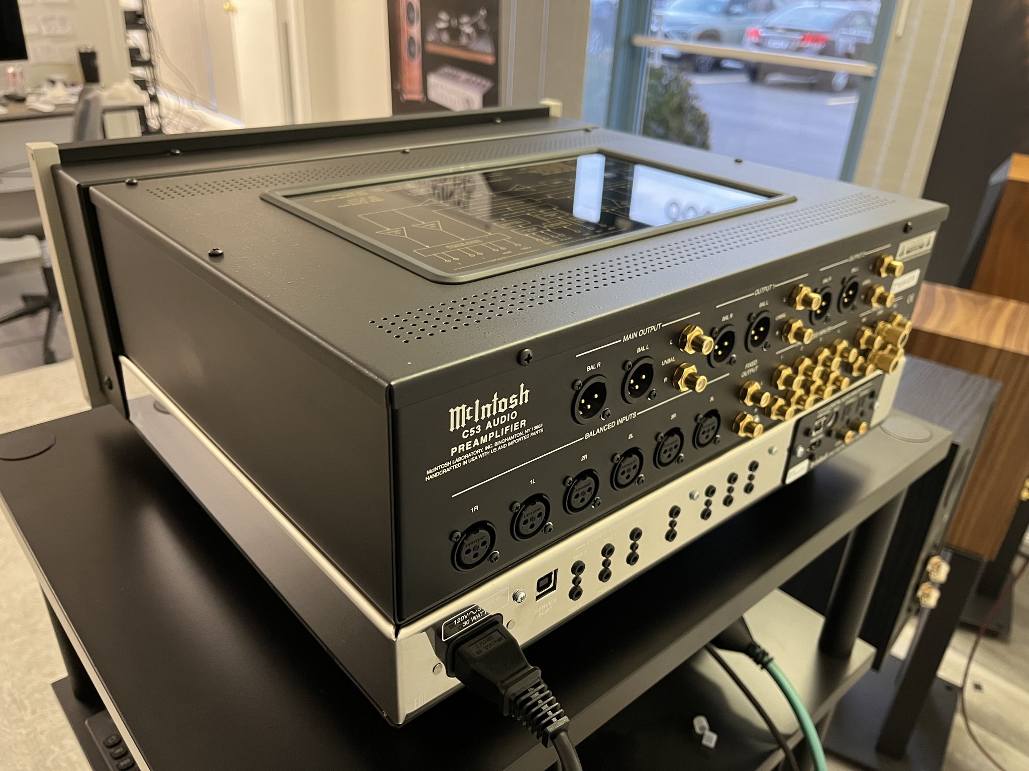 McIntosh C53 Preamplifier 7