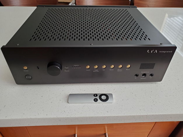 *** SALE PENDING *** Linear Tube Audio LTA Z10 with Tub...