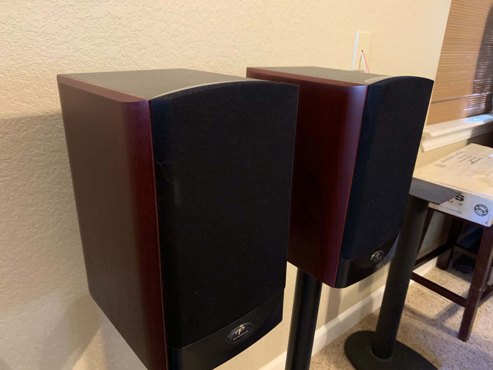 paradigm studio 20 v2