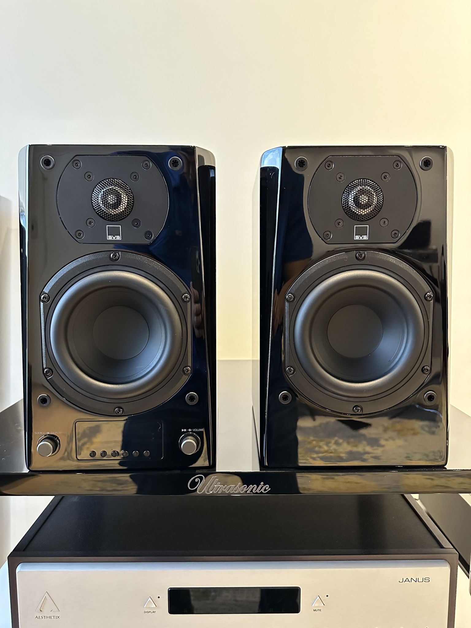 SVS Prime Wireless Pro Bookshelf Powered Speaker Pair C...