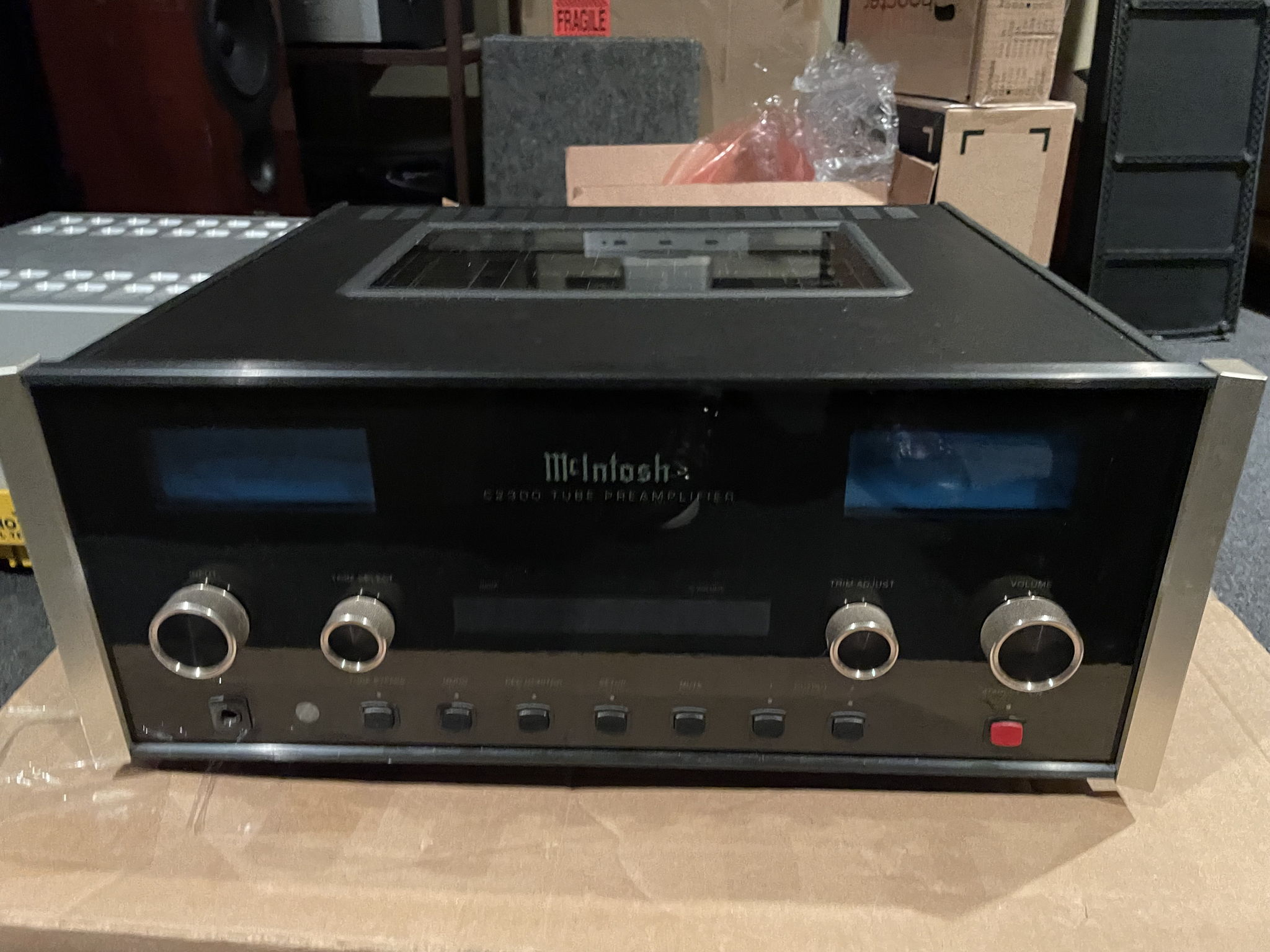 McIntosh C2300 5