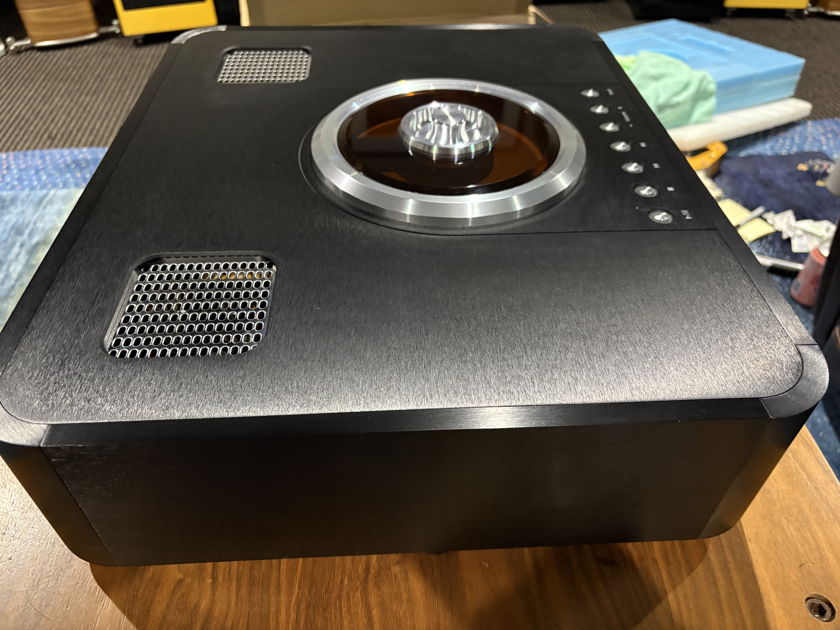 Ayon Audio CD-5s Tube CD Player in Black