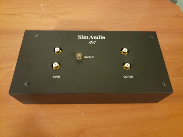 Simaudio IPS Moving Magnet Phono Preamplifier.