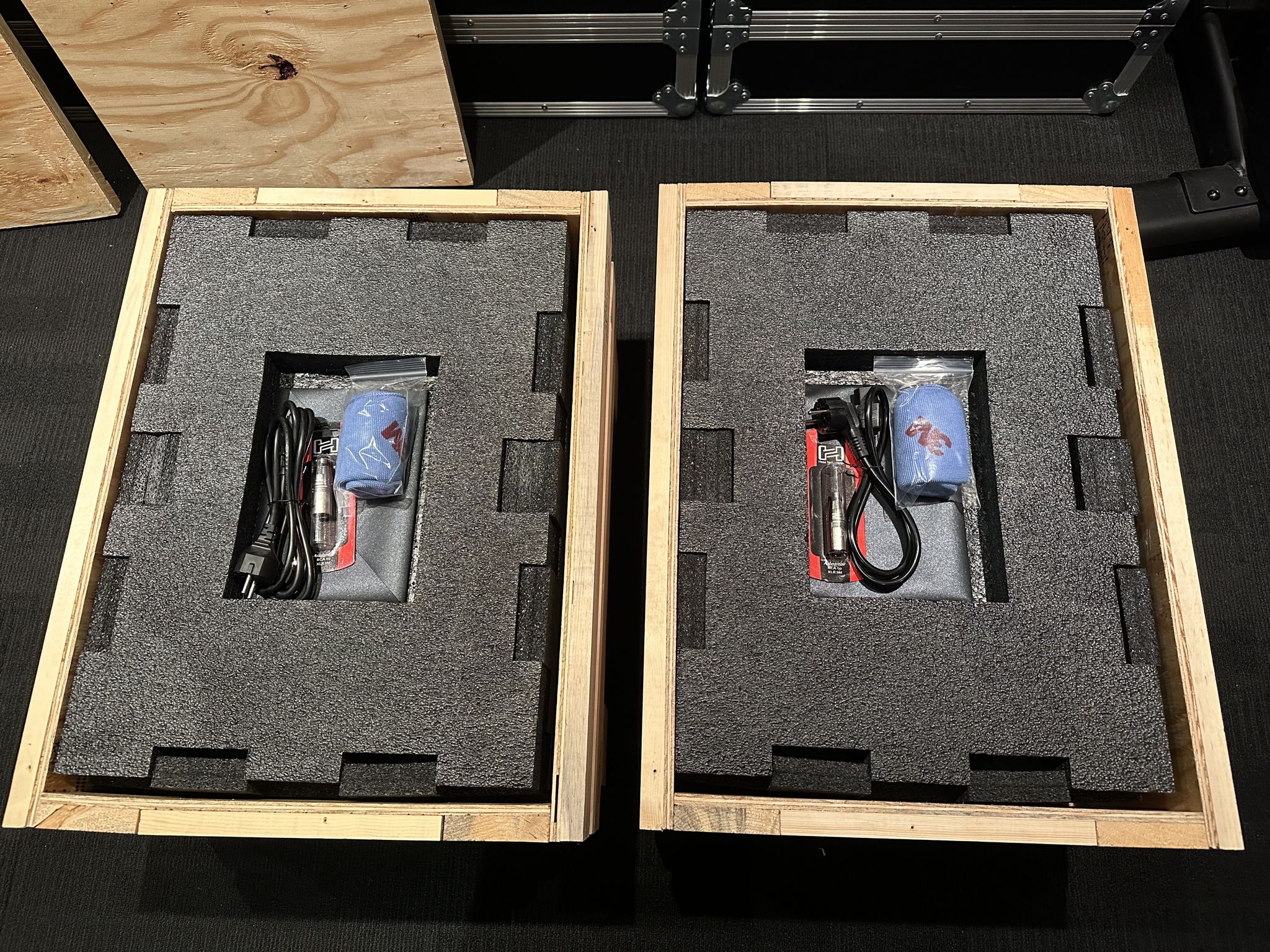 Dan D'Agostino Momentum 400 MxV monos 2