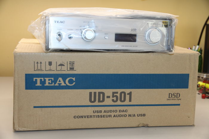 TEAC UD-501 DAC & Headphone Amplifier PCM/DSD