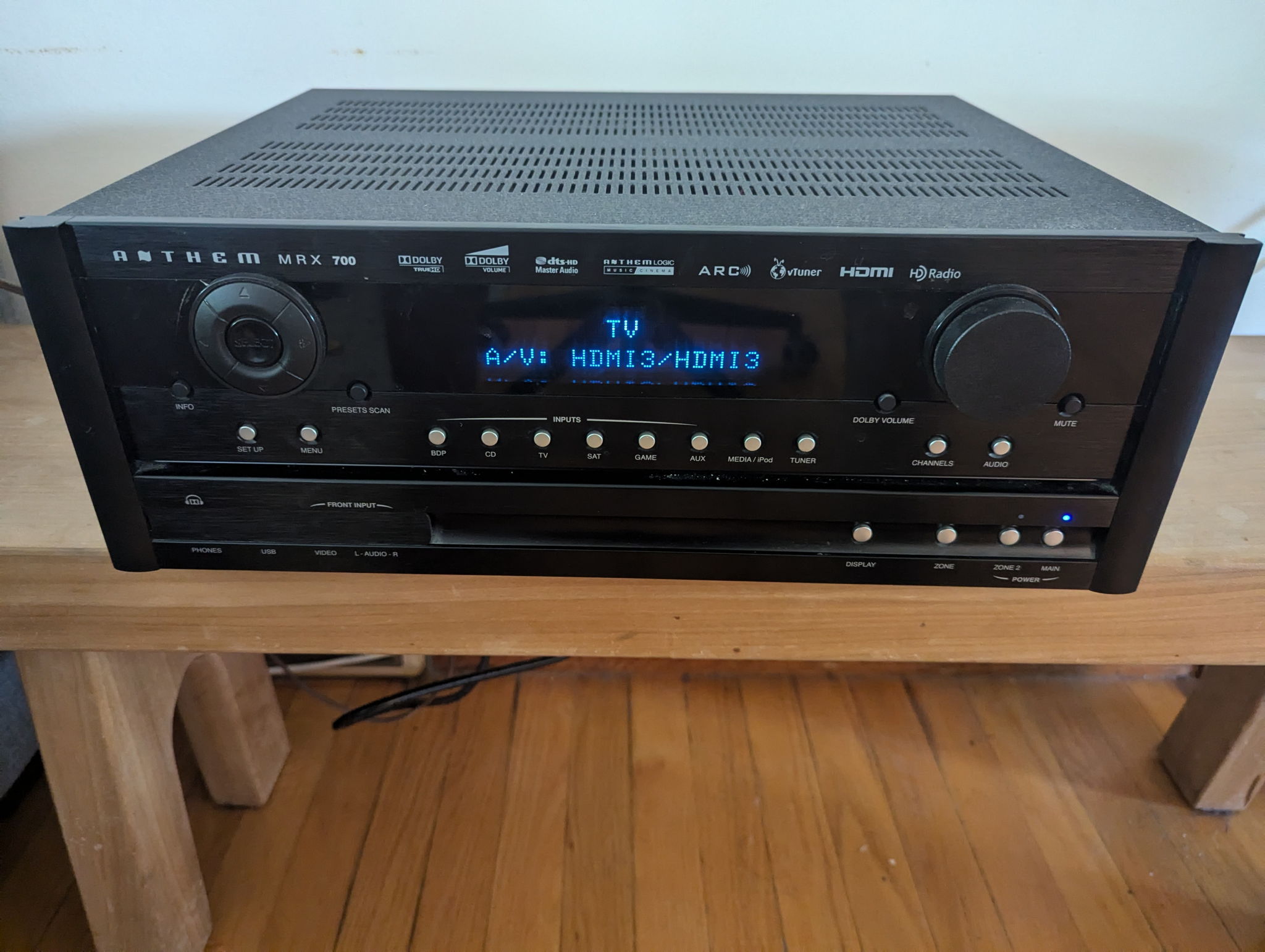 Anthem MX-700 10