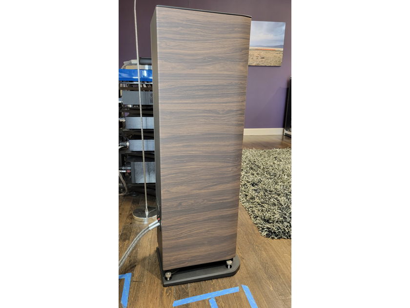 Focal - Aria 926 - Full Range Loudspeakers - Walnut Vinyl Finish - Customer Trade In!!! - 12 Months Interest Free Financing Available!!! BTC Now Accepted!!!