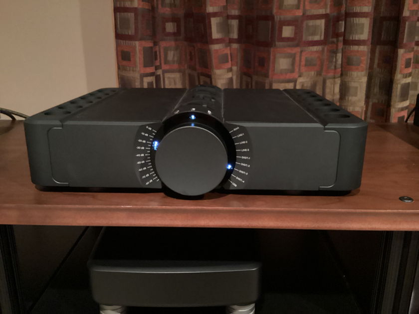 OVER $21,000 OFF!!!! - Aavik Acoustics U-300 - Lowest price ever listed - World class Phono & Dac - MINT CONDITION