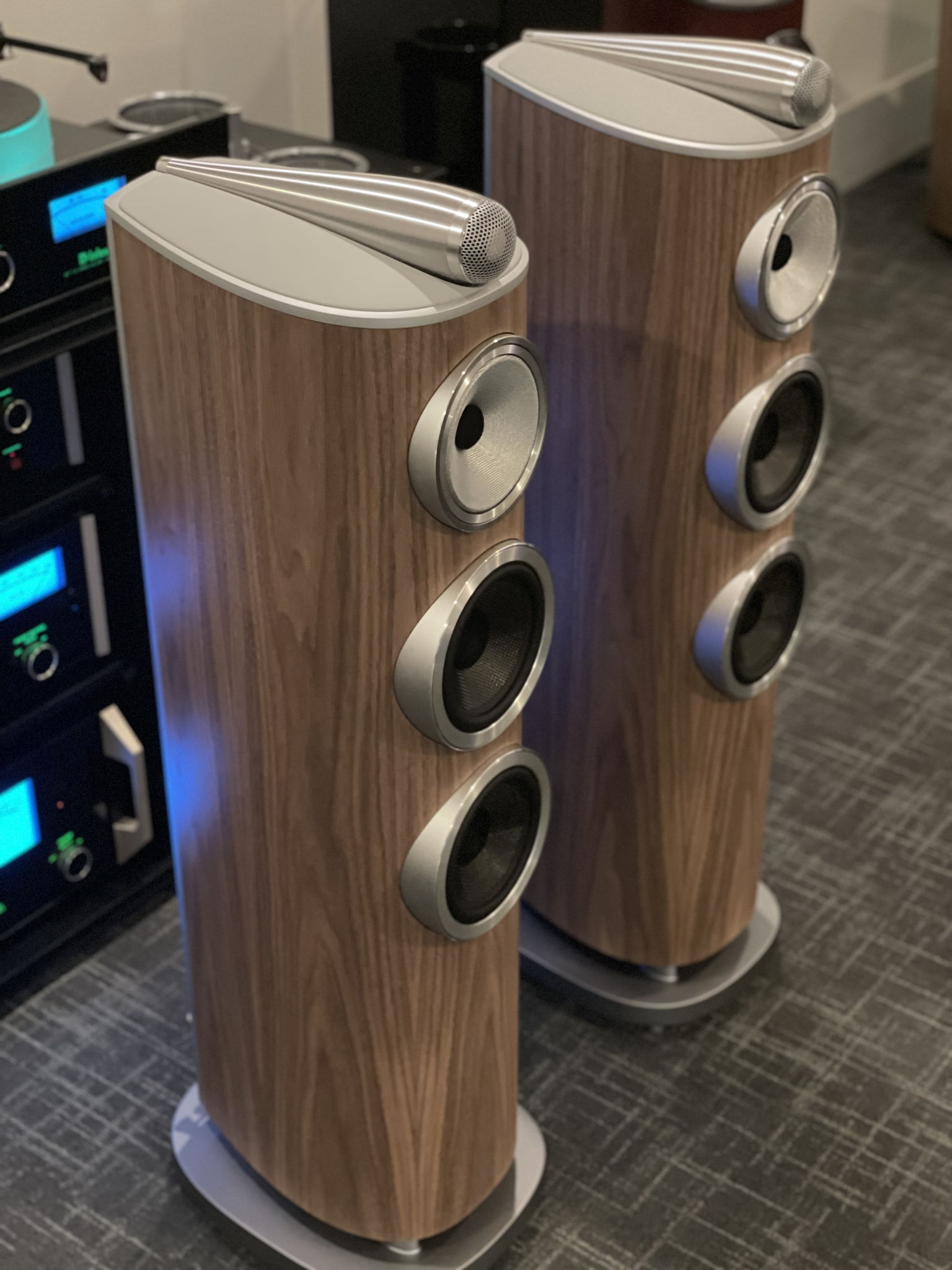 B&W (Bowers & Wilkins) 804 D4 -Walnut (Pair) **Trade-in** 7