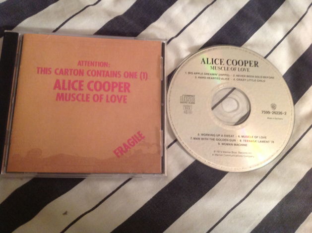 Alice Cooper  Muscle Of Love Warner Brothers Records Ge...