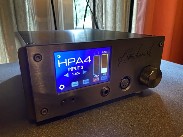 Benchmark HPA4 Pre-Amplifier and Headphone Amplifier