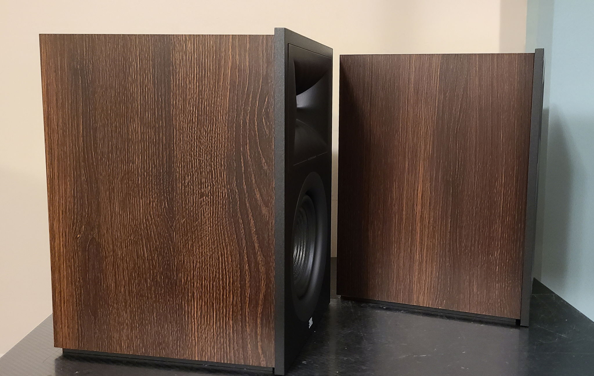 JBL Stage 250B Bookshelf Loudspeakers 4