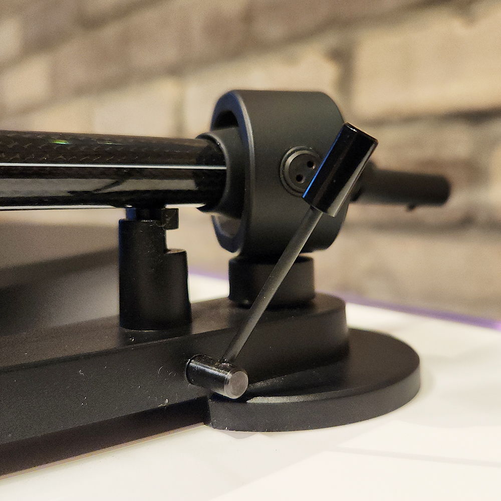 Pro-Ject Debut Carbon Evo in Satin White w/ Sumiko Rain... 7