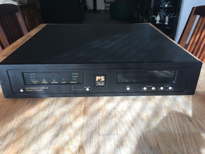 PS Audio ReferenceLink LS REFERENCE DAC/PREAMP (REDUCED)!