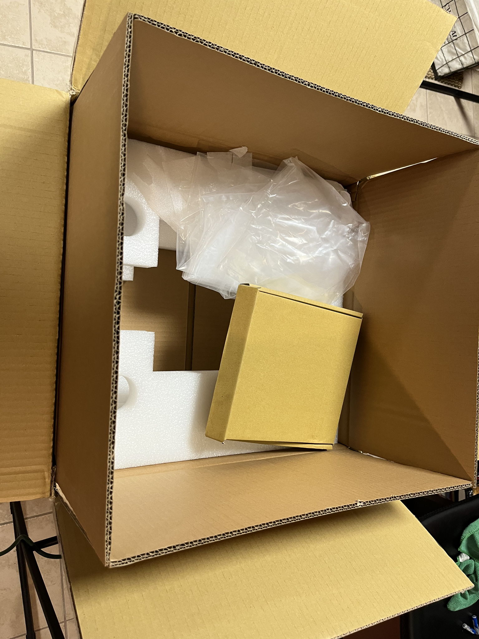 Parasound Halo A-23+ in SILVER 12