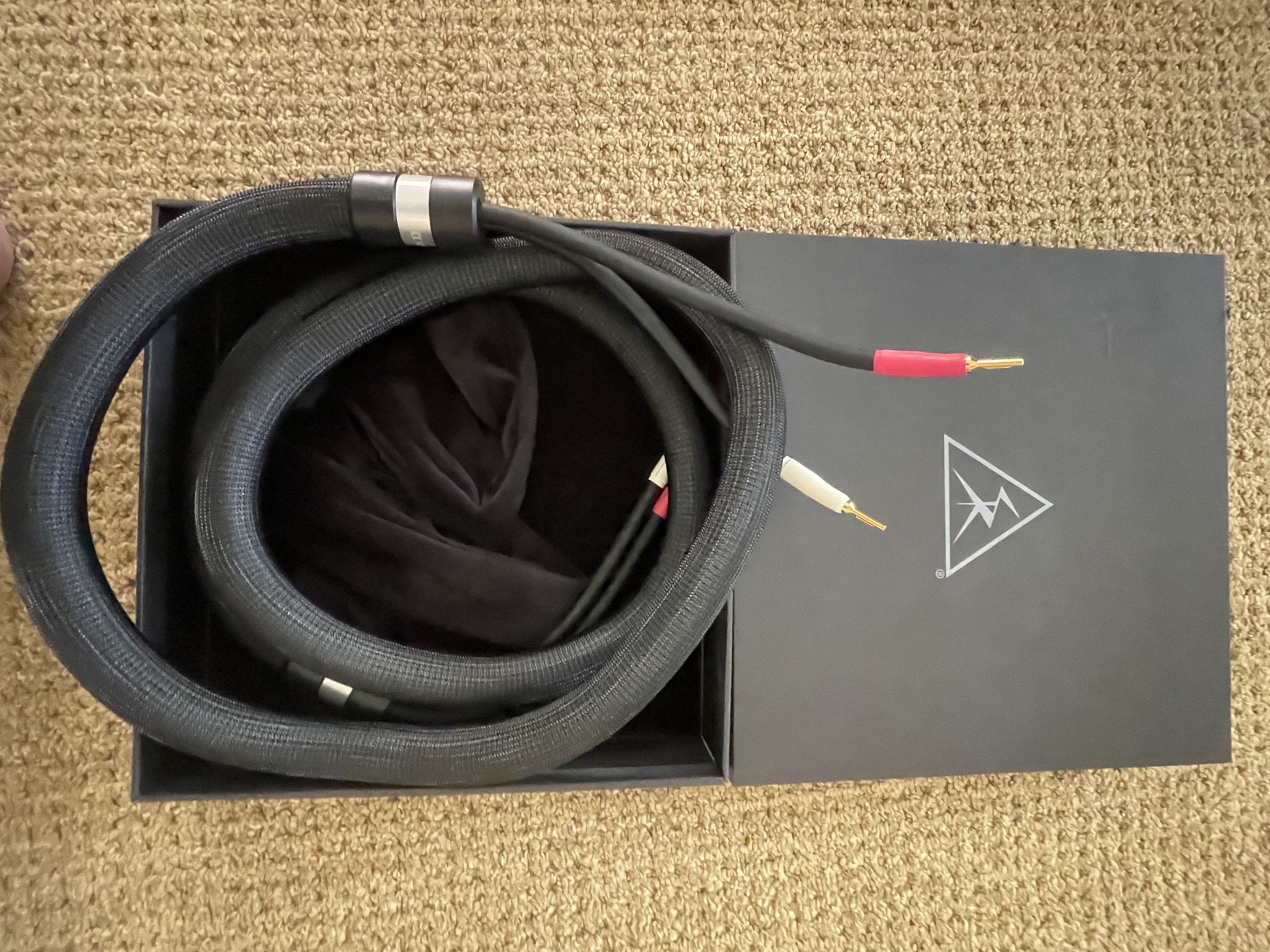 Shunyata Alpha speaker Cable 2