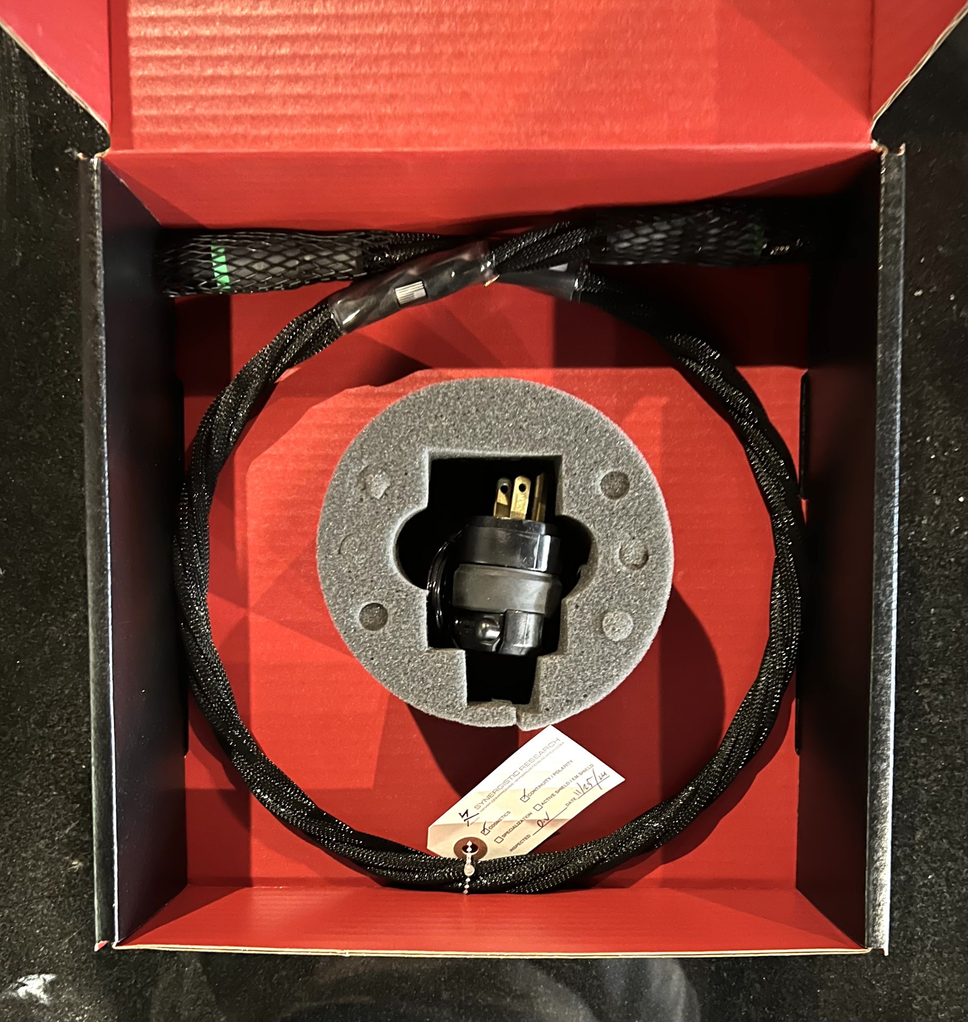 New from authorized Synergistic Research Atmosphire UEF...