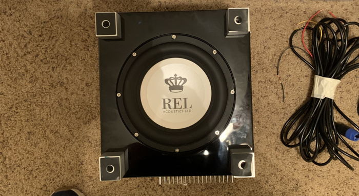 REL T5i powered subwoofer, excellent condition