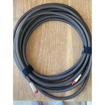 Silver RCA Interconnect Cable