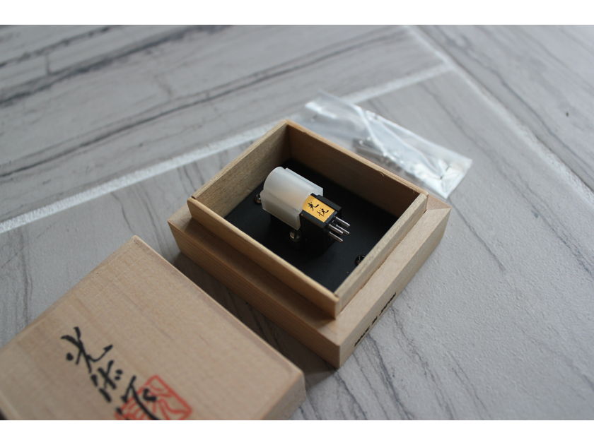 Koetsu Black GoldLine Cartridge - Brand New