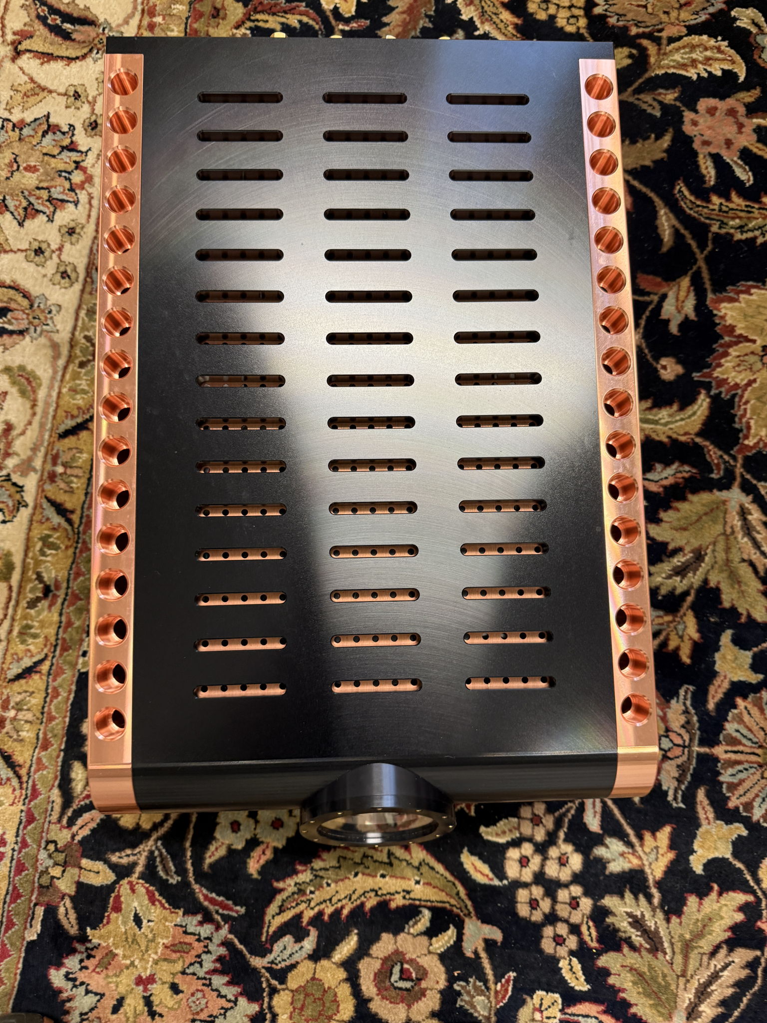 Dan D'Agostino S250 mxv with base 10