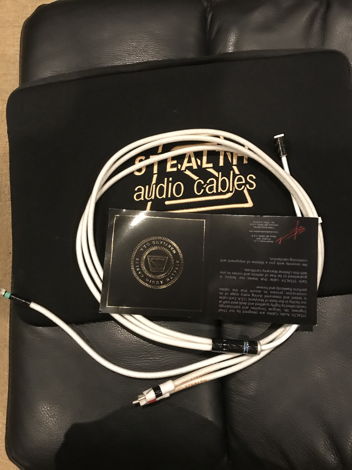 Stealth hyperphono v14 1.2 m din to rca