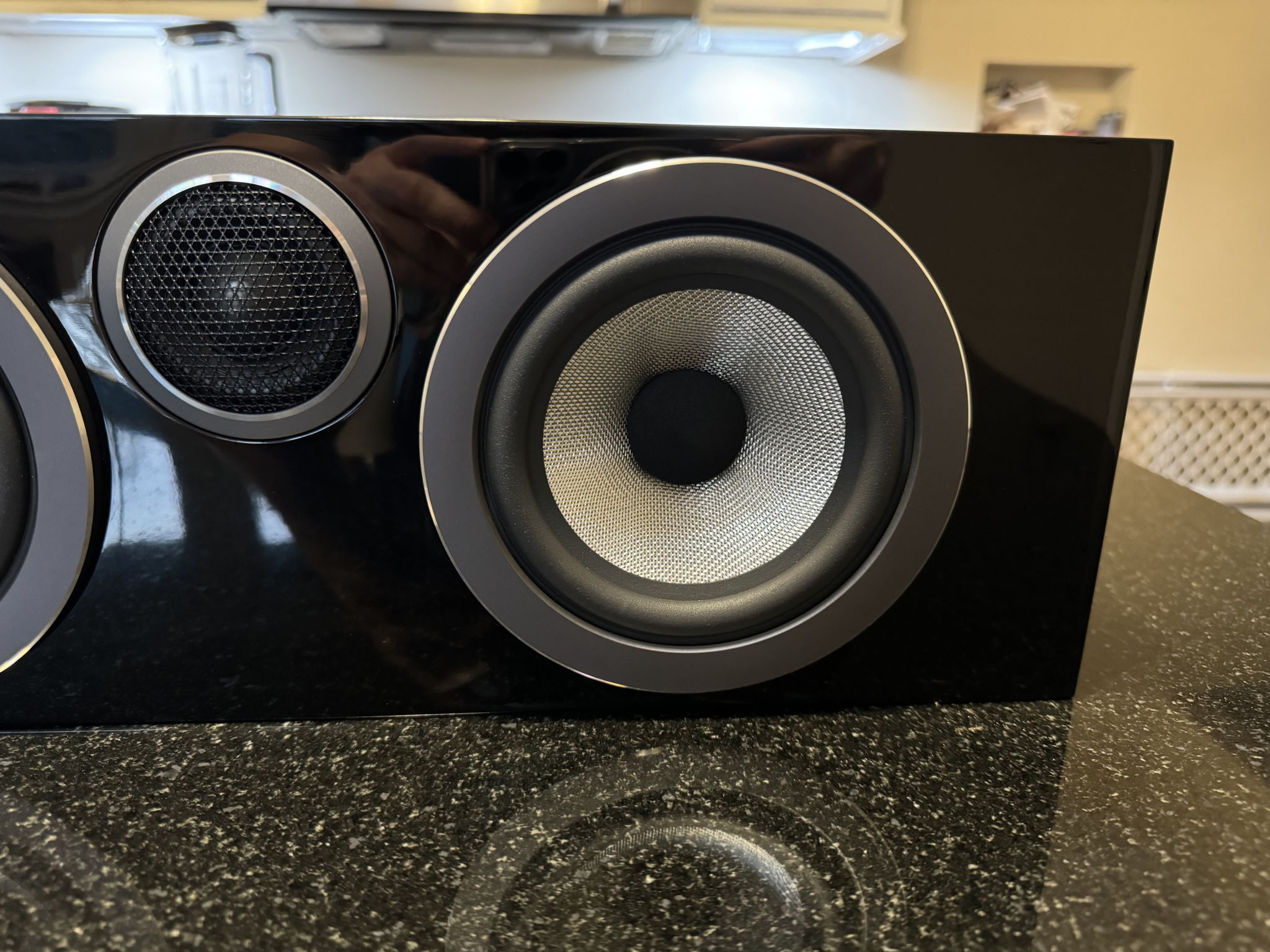 B&W (Bowers & Wilkins) HTM72 S3 2