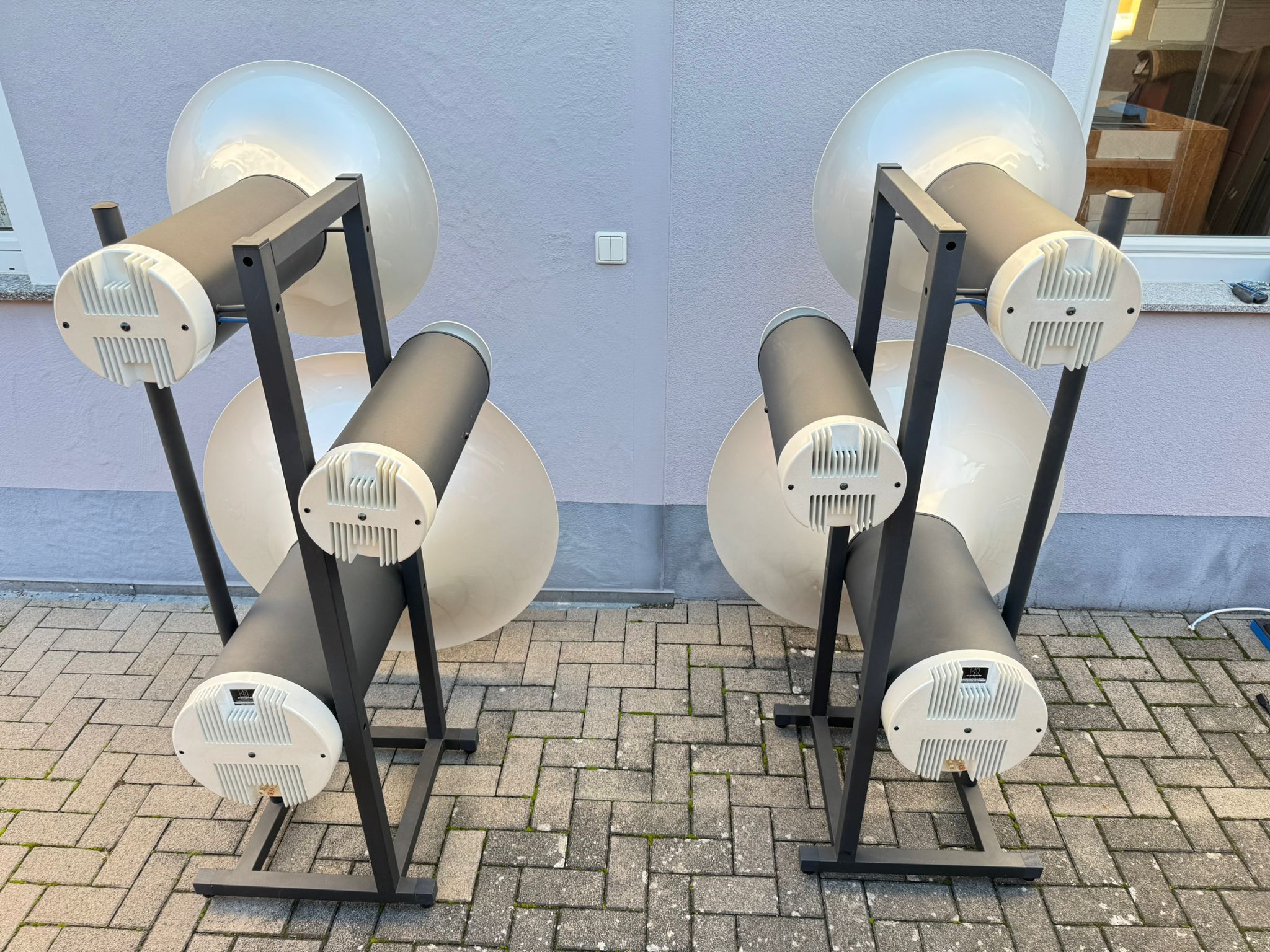 Avantgarde Trio G Horn speakers in white 3