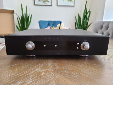 Primare I32 Integrated Amp w/ MM30 DAC/Streamer – VG Co...