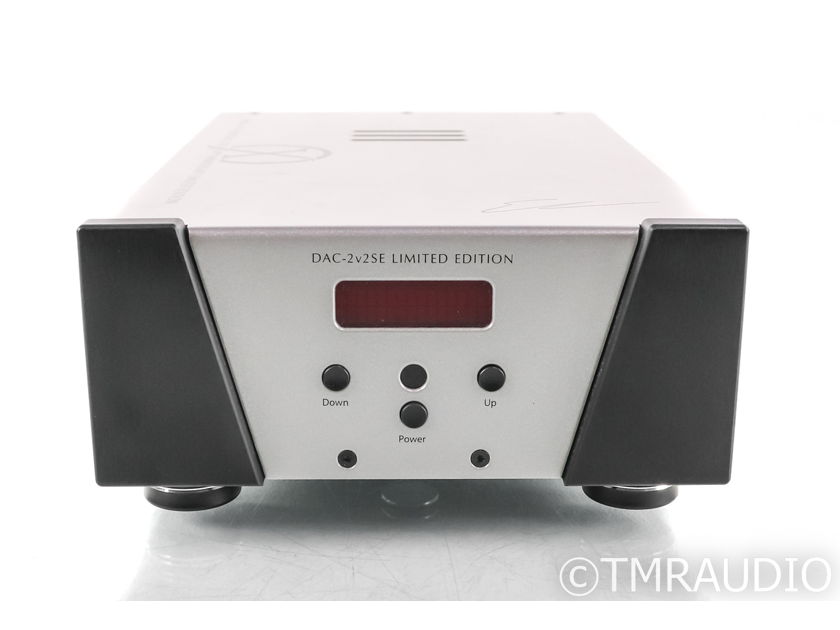 Wyred 4 Sound DAC-2v2SE DAC; D/A Converter; 10th Anniversary Edition; Remote (42633)