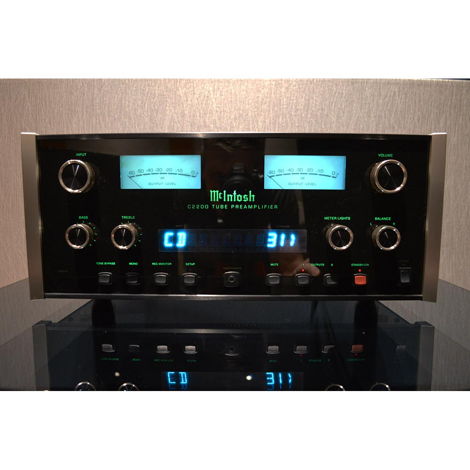 McIntosh C2200 Tube Stereo Preamplifier With Phono input