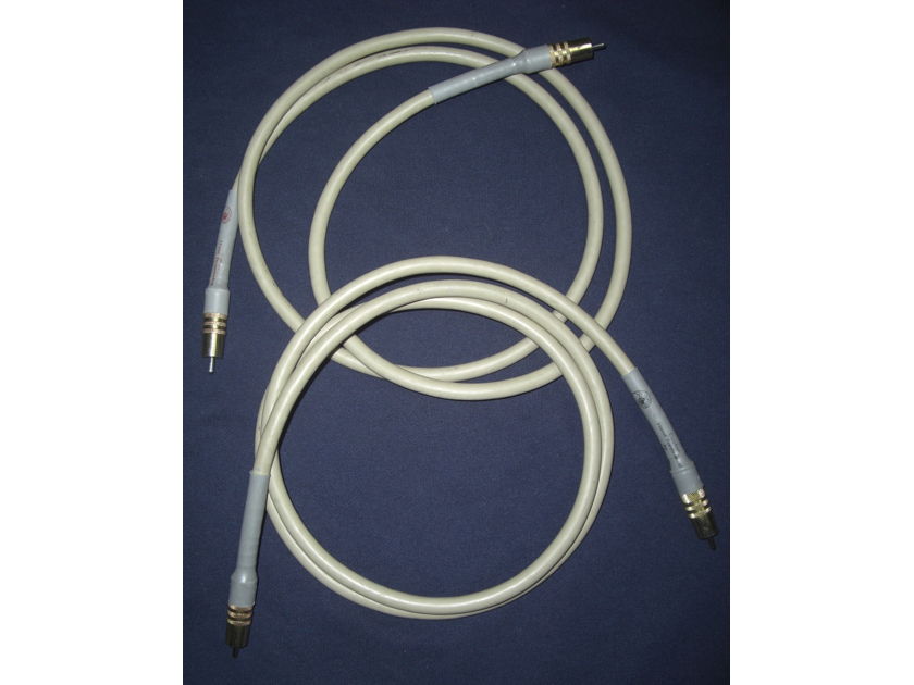 Cardas Neutral Reference Interconnects *1.5 Meter Pair* W/RCAs