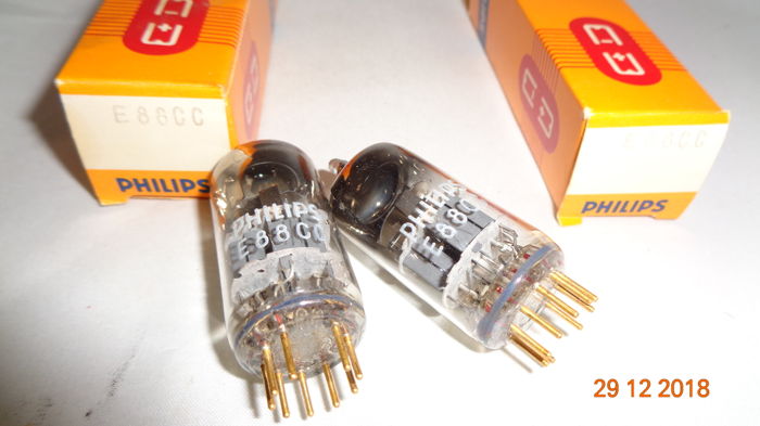 Philips E88CC / 6922 NOS SQ Tubes matched pair(s) teste...