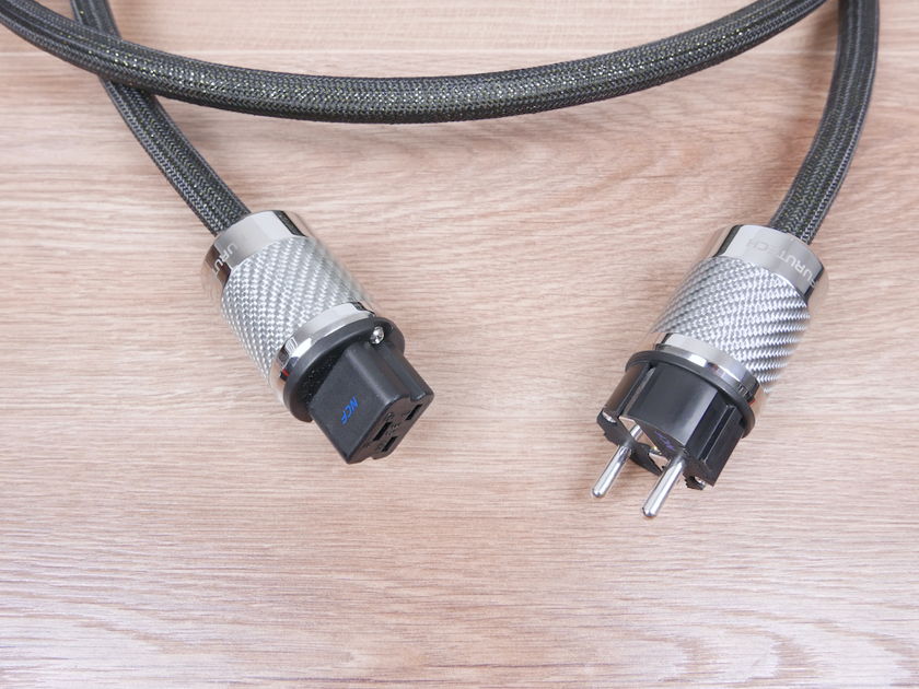 Jorma Design Statement highend audio power cable 2,5 metre C19-20A