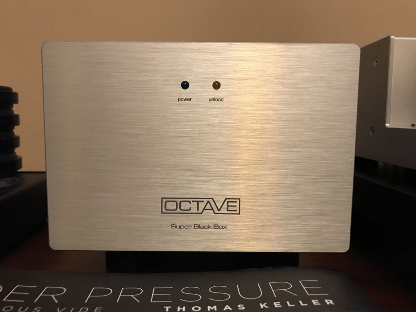 Octave Audio V80SE  w/ Super Black Box