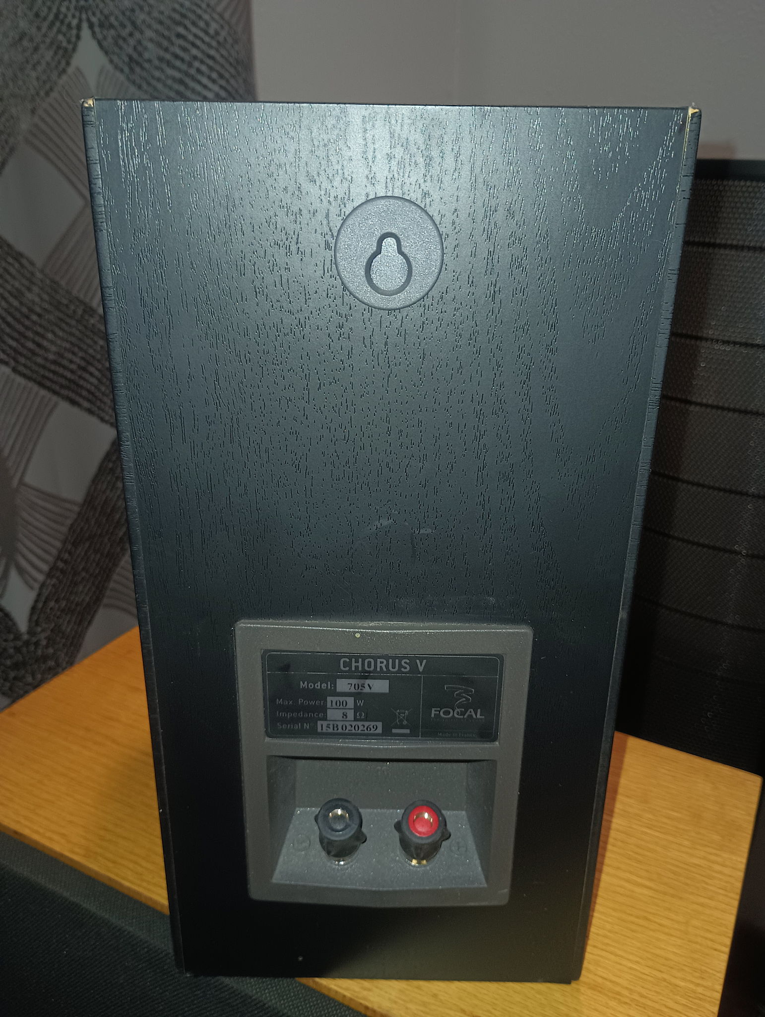 Focal 705V Chorus Bookshelf Speakers 2