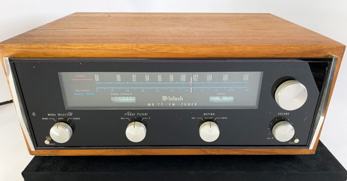 McIntosh MR77 Vintage FM Tuner With Wood Cabinet