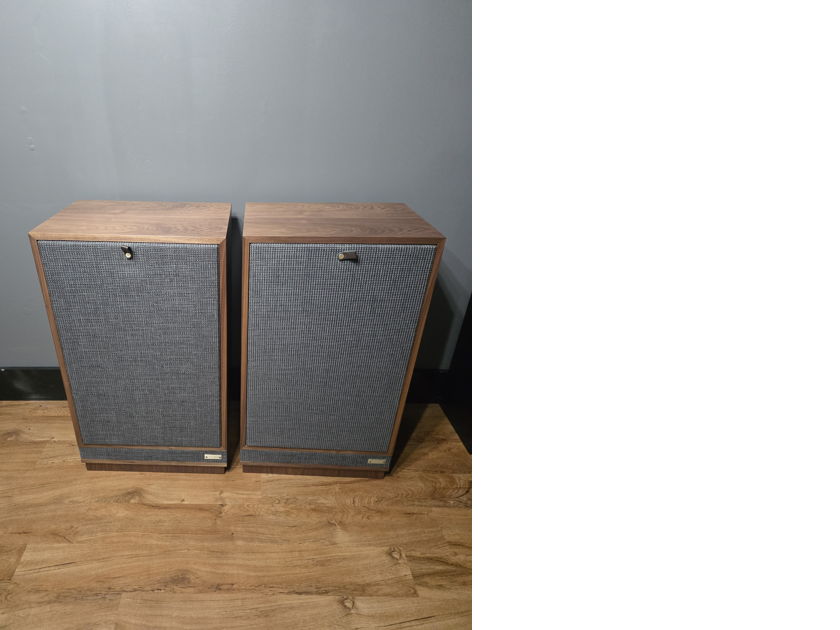 Fyne Audio Vintage Classic XII Speakers, perfect condition.