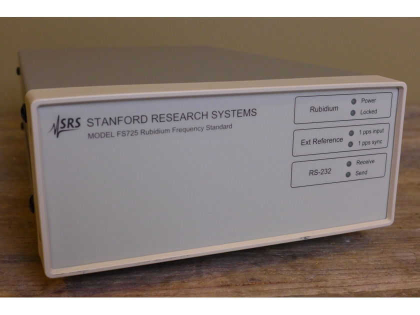 SRS (Stanford Research System) FS725 Rubidium Clock