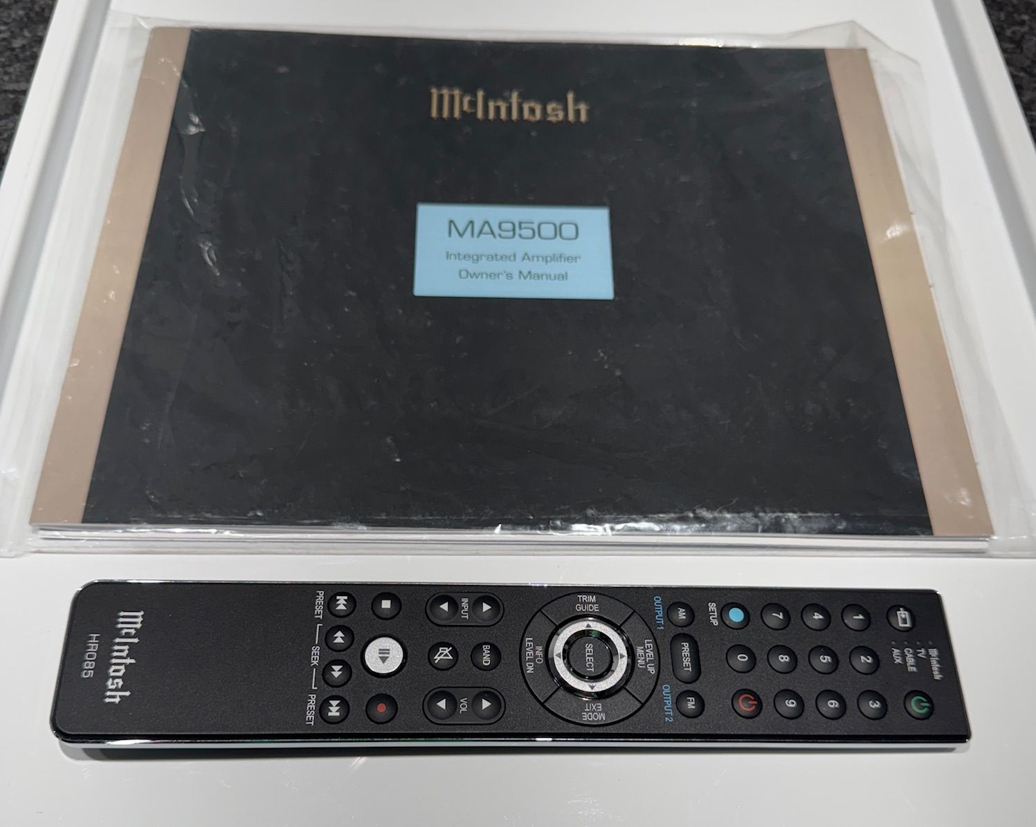 McIntosh MA9500 2-Channel Integrated Amplifier 14