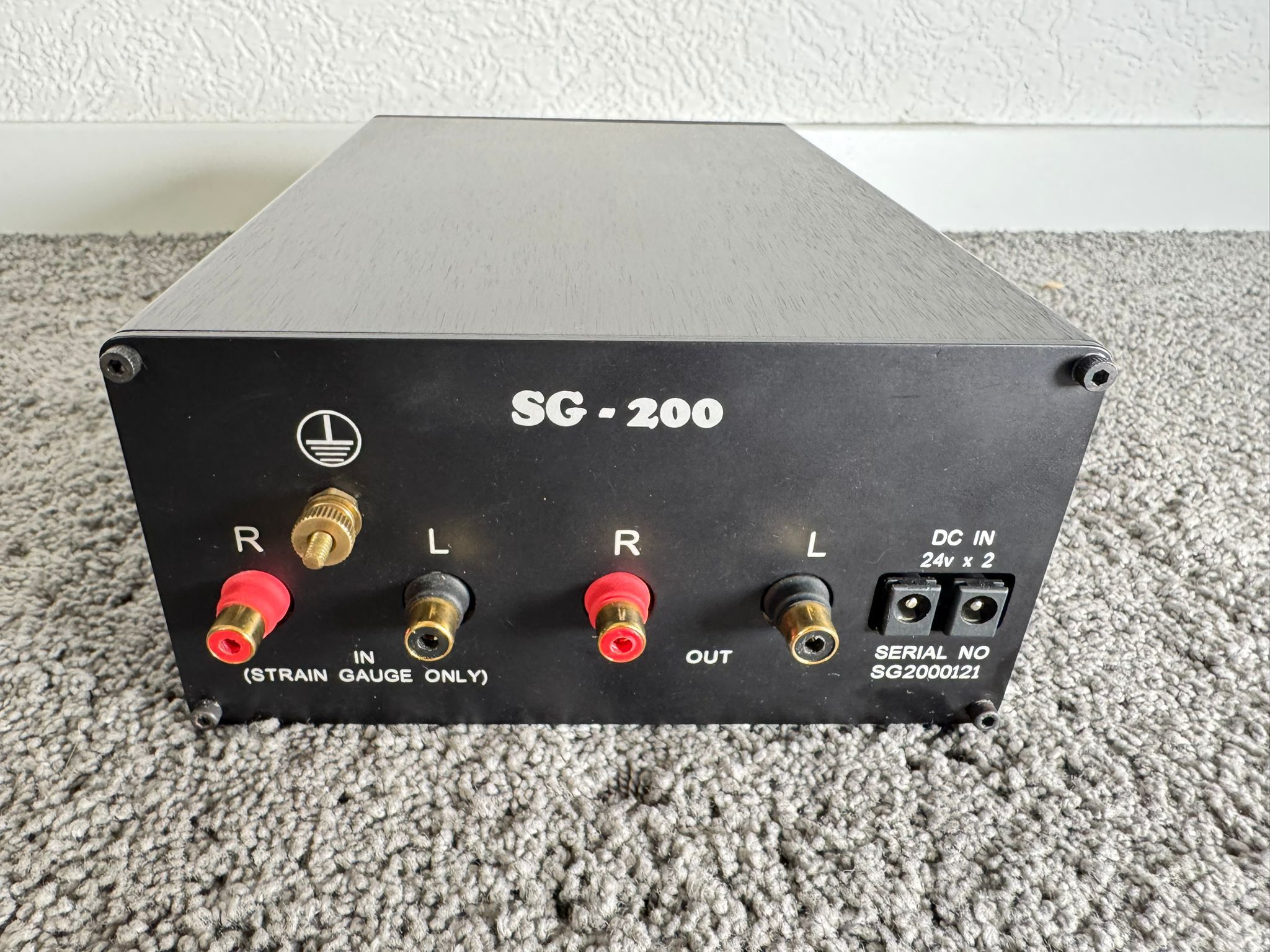 Soundsmith SG-200 phono pre with cartridge 2