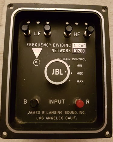 JBL N1200 crossover