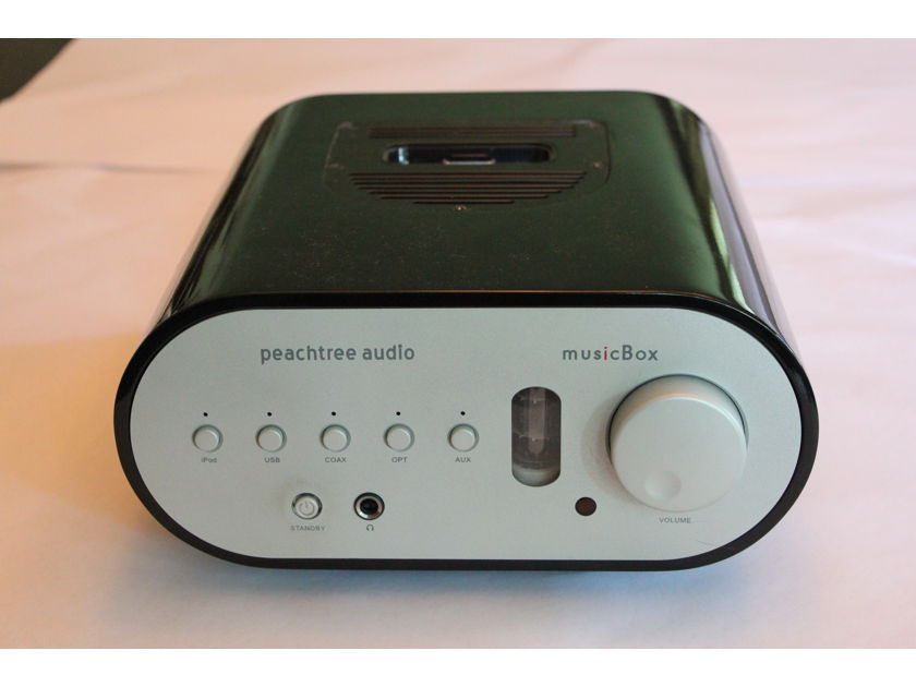 Peachtree Audio MusicBox Integrated desktop