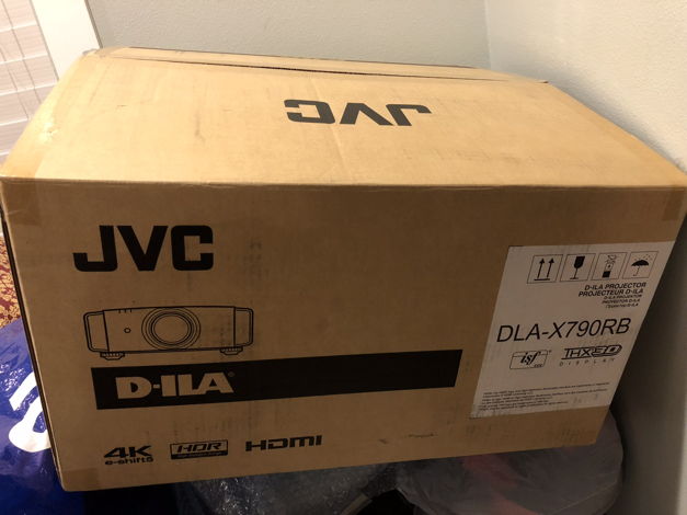 JVC DLA X790 Projector