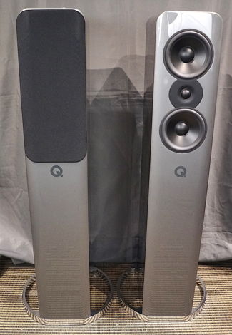 Q Acoustics  Concept 500 - In beautiful gently pre-owne...